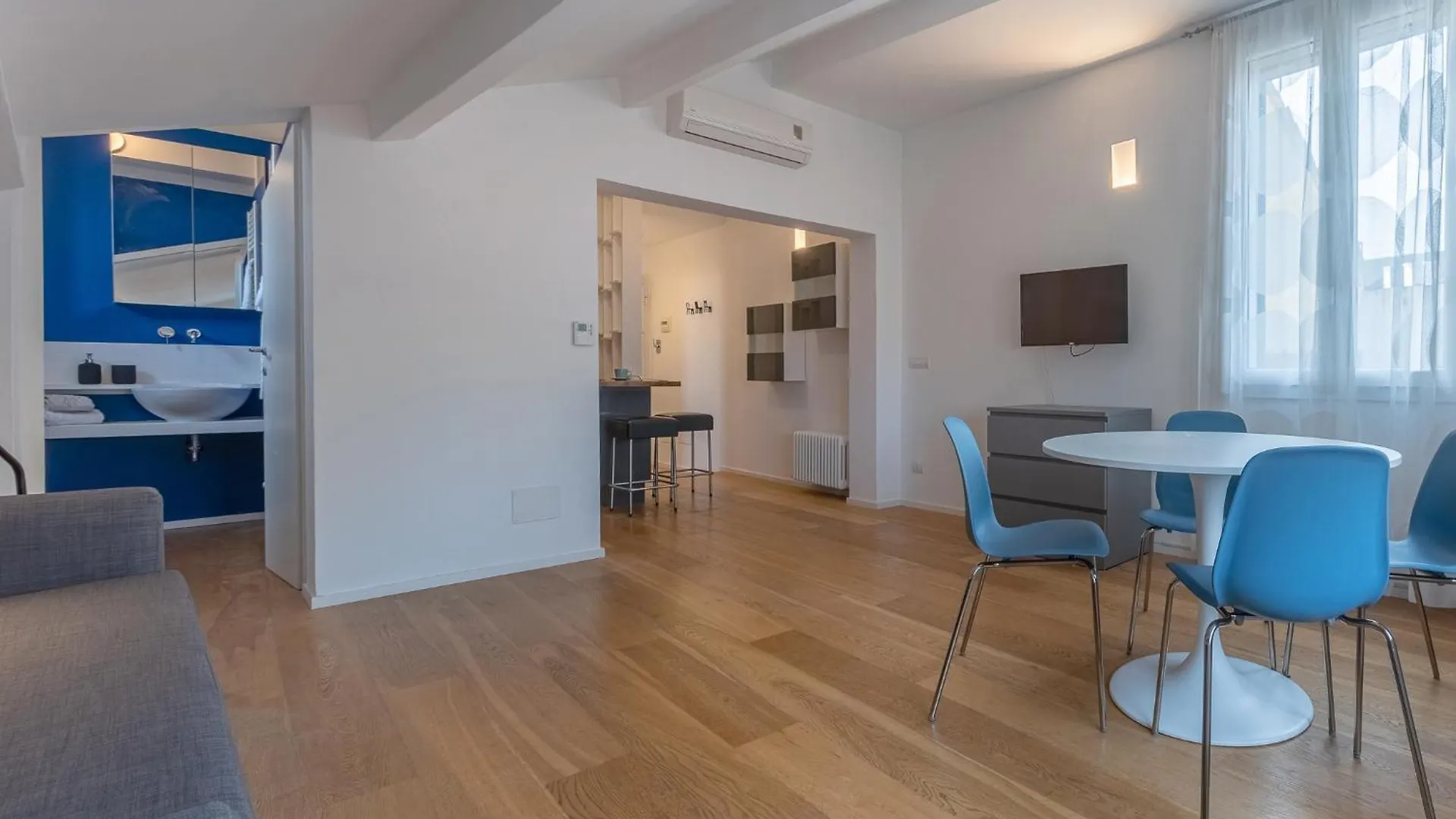 Apartment Heart Of Bologna: City Center Living
