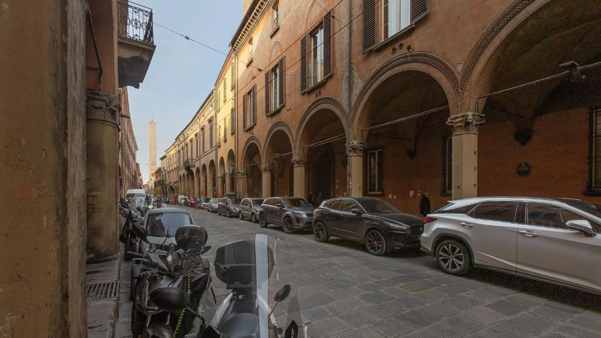 Heart Of Bologna: City Center Living Bologna
