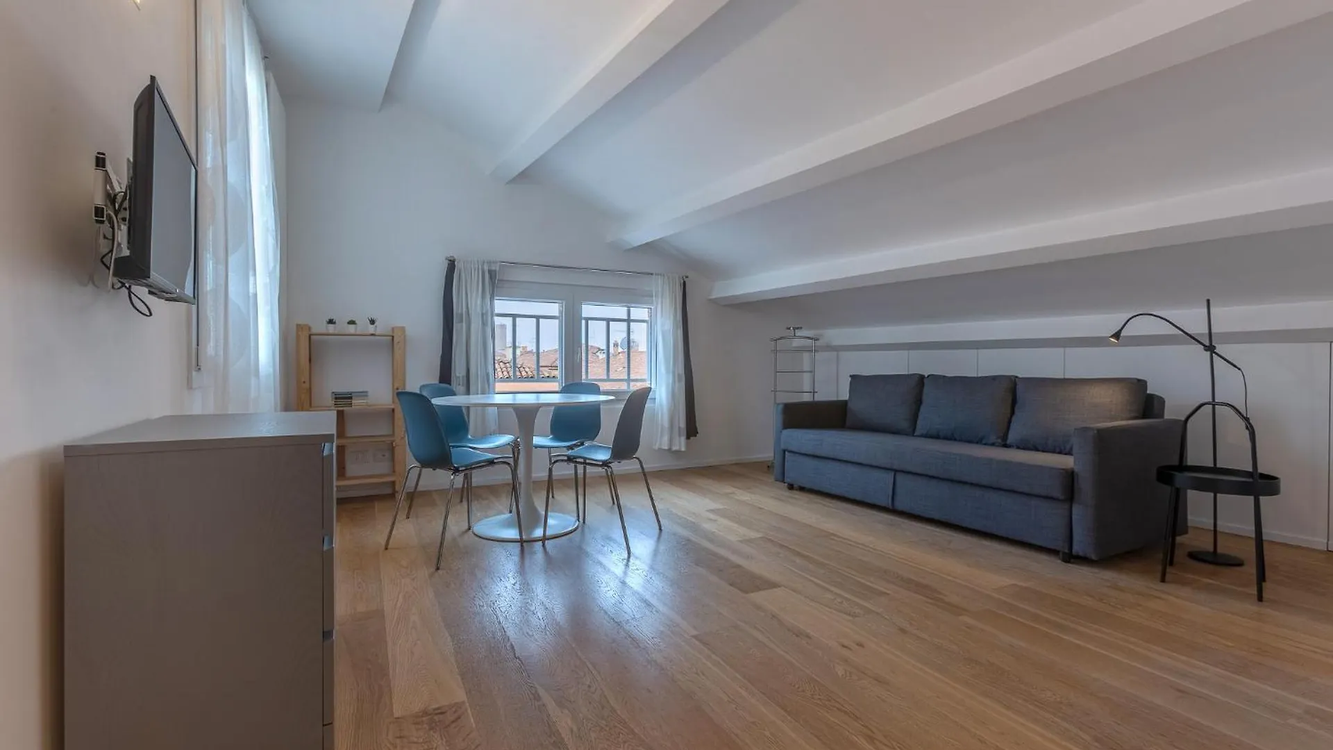 Apartment Heart Of Bologna: City Center Living